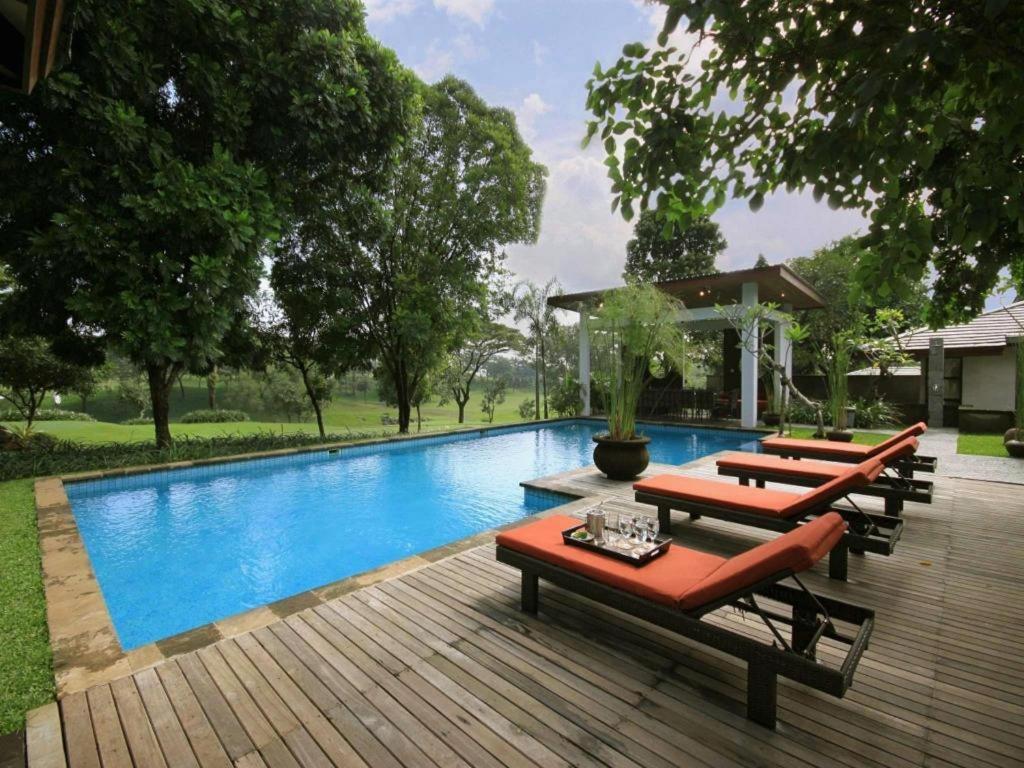 Taman Dayu Golf Club And Resort Prigen Exterior photo