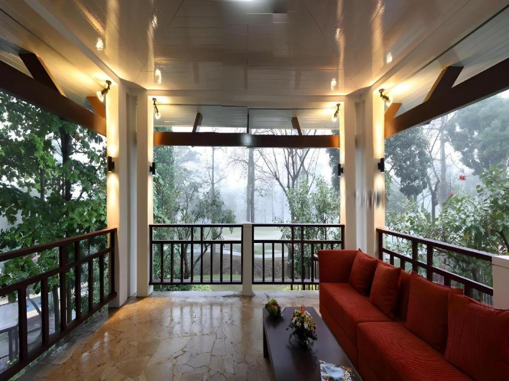 Taman Dayu Golf Club And Resort Prigen Exterior photo