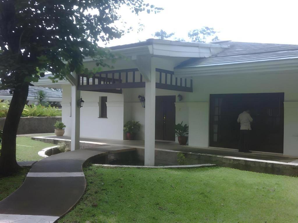 Taman Dayu Golf Club And Resort Prigen Exterior photo